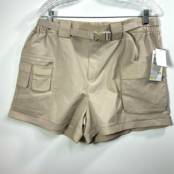 Zella All Day Utility Cargo Tan Shorts Size Large.NWT - Picture 1 of 7